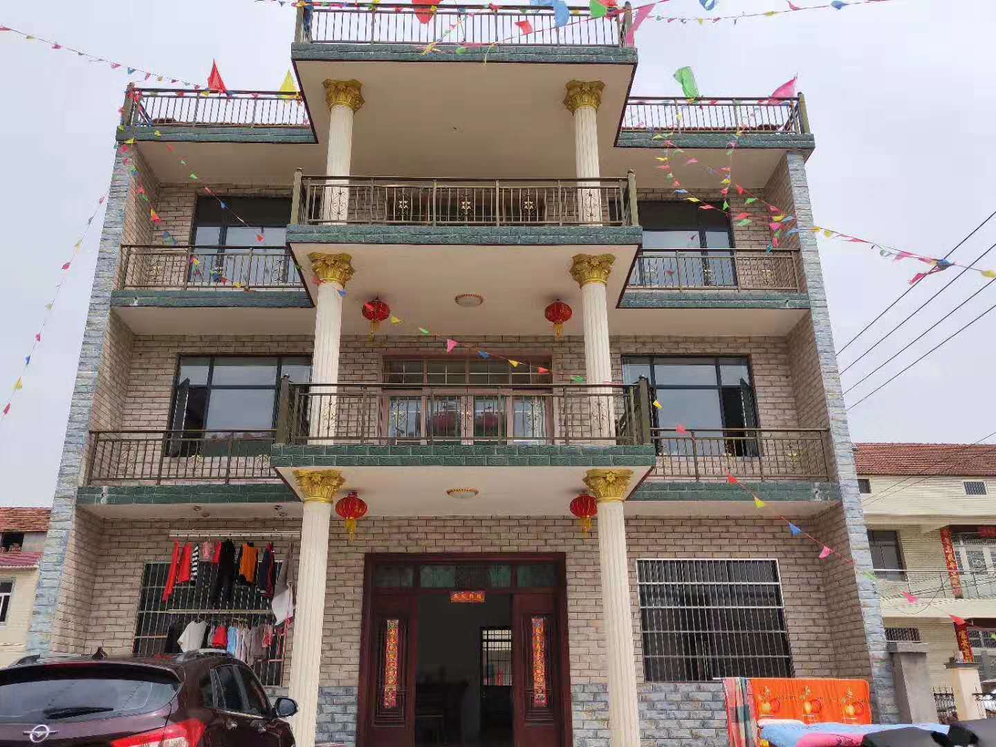 陽臺(tái)扶手.jpg