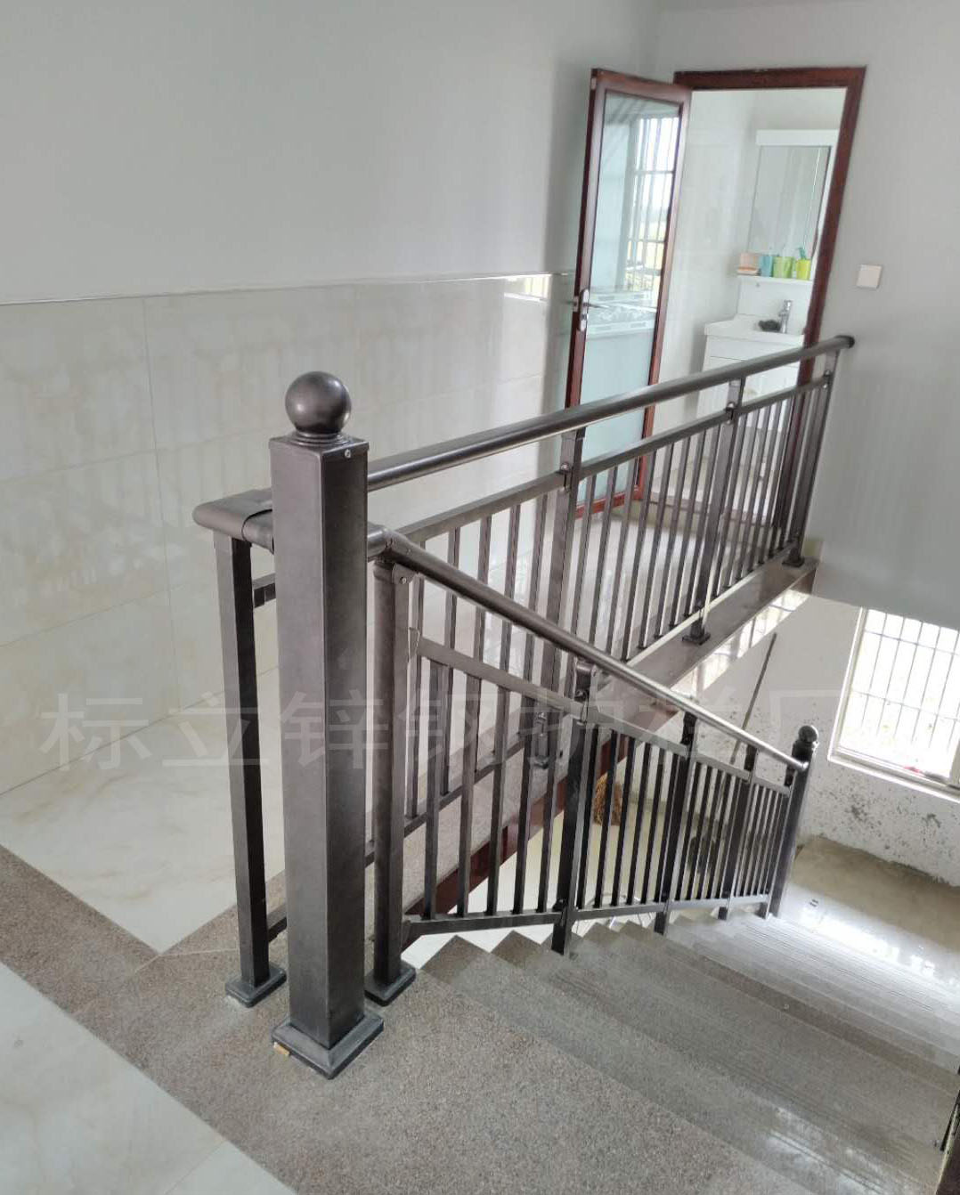 鋅鋼樓梯扶手LT-A003(2)轉角副本.jpg